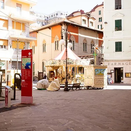 Atmosfere - Cinque Terre E 2* La Spezia