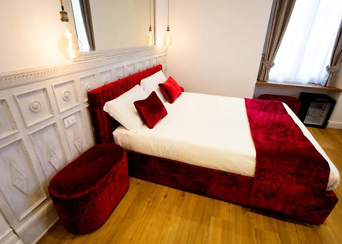 阿特姆斯菲旅馆 - 拉斯佩齐亚渔村